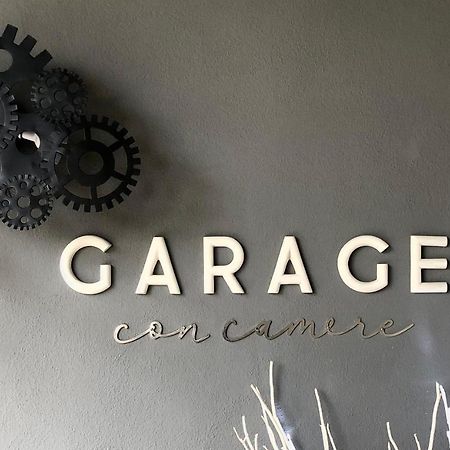 Garage Con Camere เปียเว ดิ โซลิโก ภายนอก รูปภาพ
