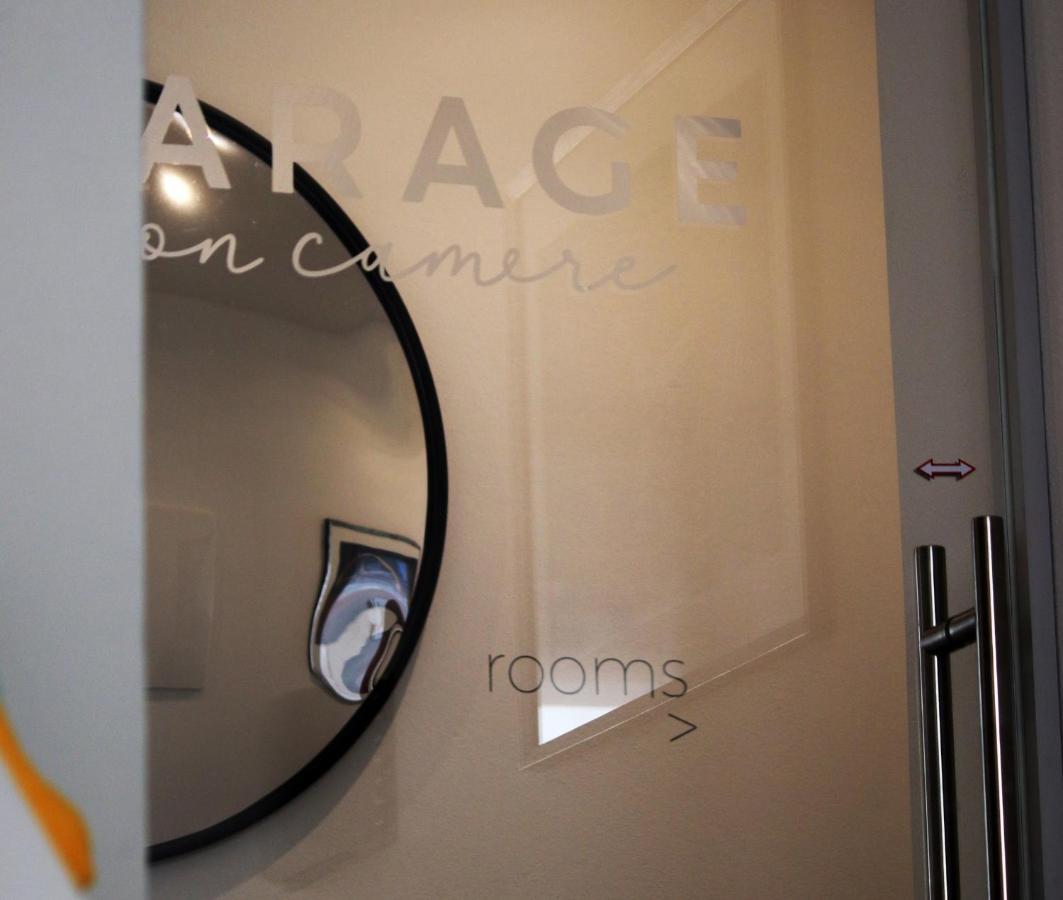 Garage Con Camere เปียเว ดิ โซลิโก ภายนอก รูปภาพ